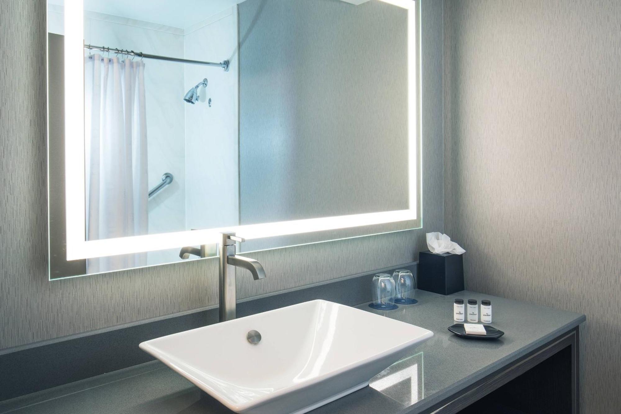 Sheraton Springfield Monarch Place Hotel Kültér fotó
